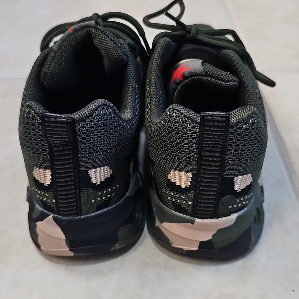 NEW Women's Camouflage Lace Up Mesh Upper Outdoor Sneakers Army Green 6.5 - Picture 4 of 12